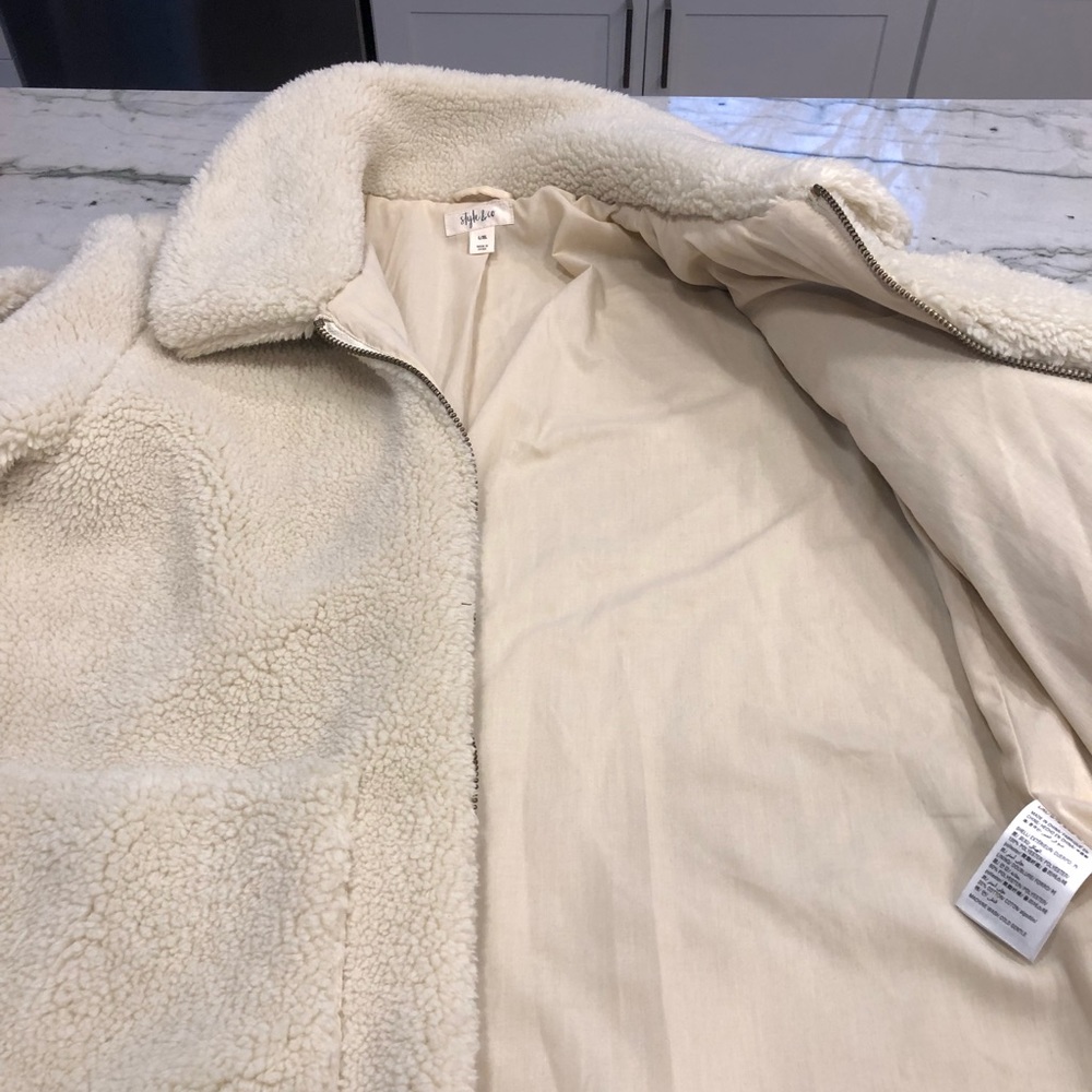 Teddy Coat!! Soft and comfy, barely worn!!